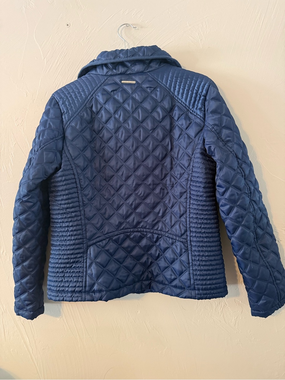 Marc New York Andrew Marc Navy Quilted Moto Jacket Women’s M Floral Lining - Picture 3 of 6